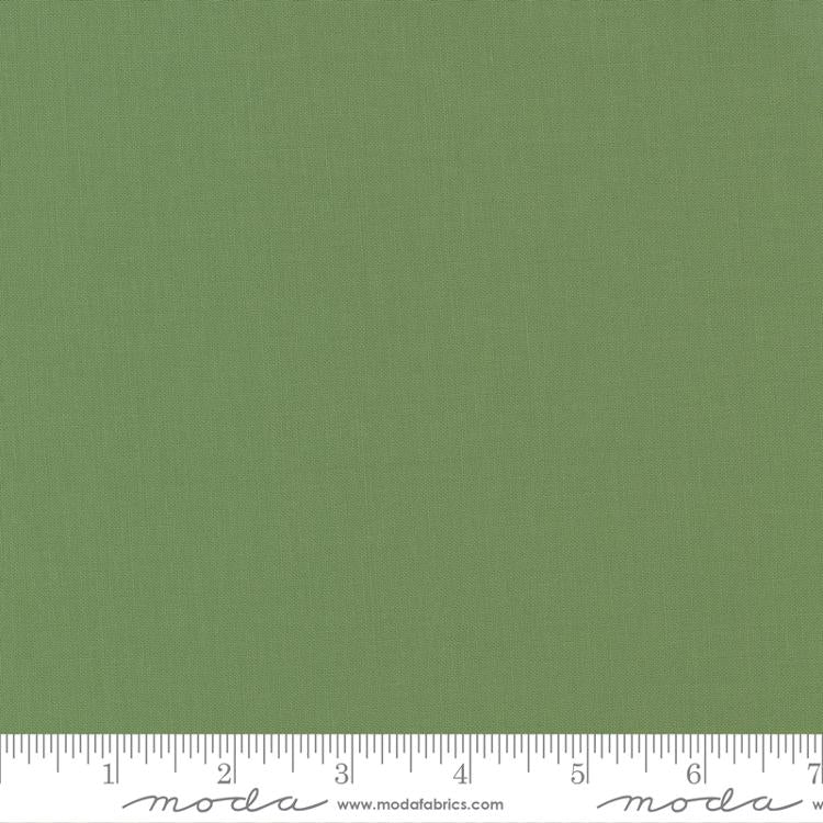 Bella Solids - Prairie Green - 9900 102 - Half Yard