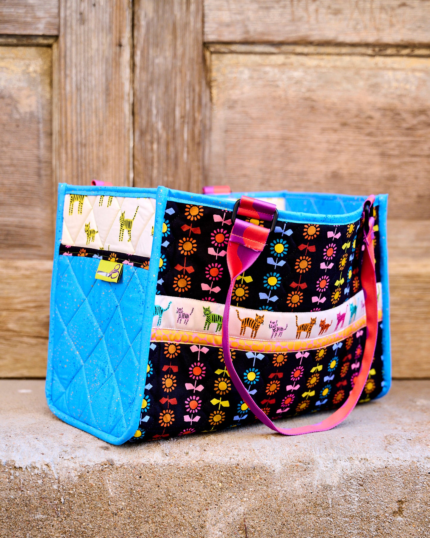 All the Things Tote Kit in Catnap Daisy Stripe