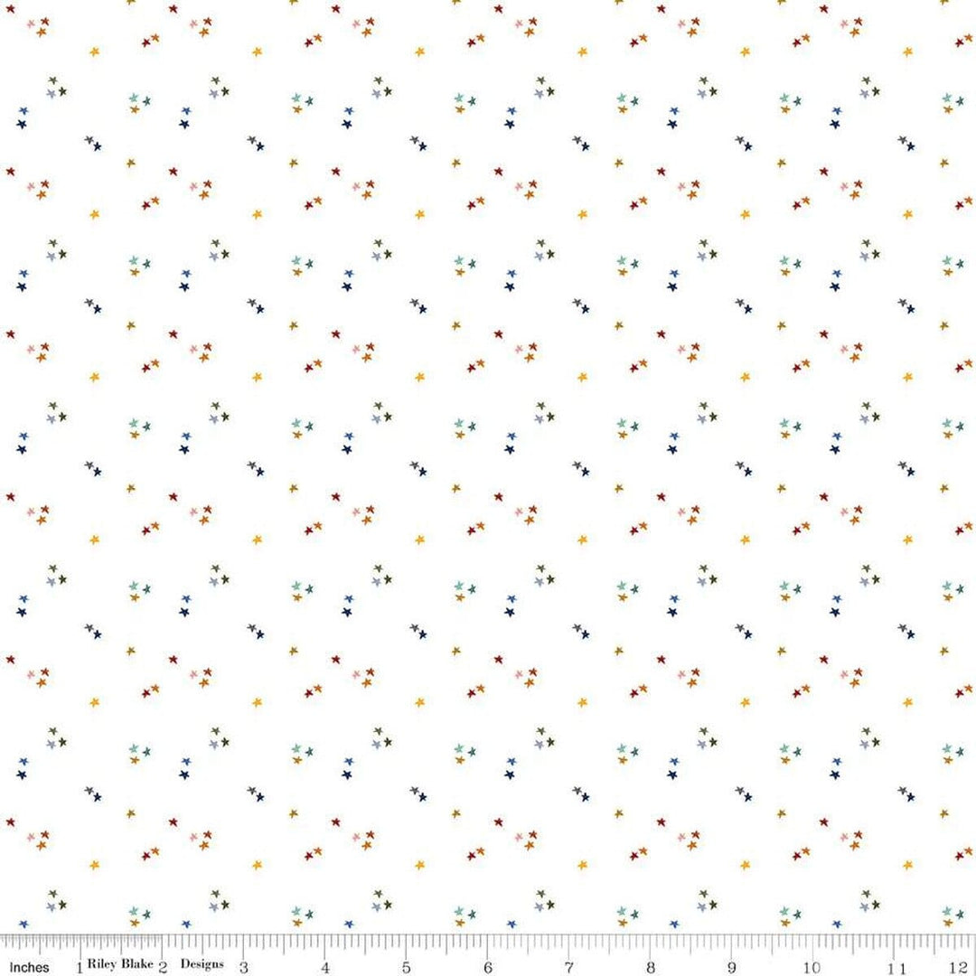 A closeup shot of the quilting fabric pattern called Shining Star, designed by Jennifer Long for Riley Blake, in the cloud colorway. The SKU is C15466-CLOUD.