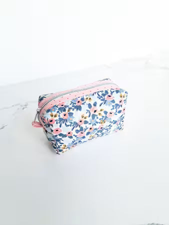 Center Street Quilts - Foxboro Pouch Pattern - CEN105
