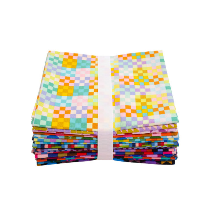 Anna Maria Piecework Fat Quarter Bundle, 18 pieces