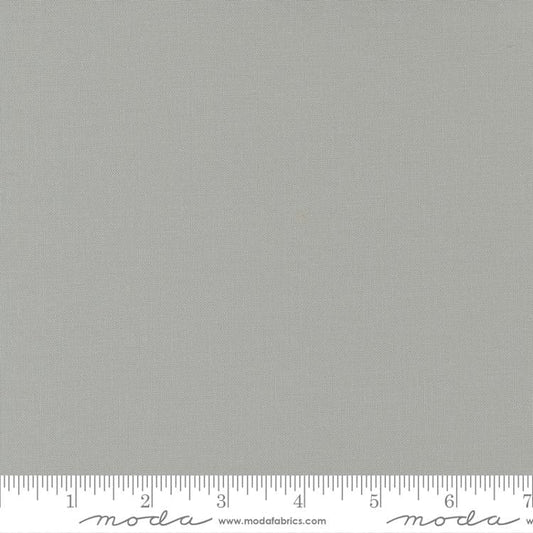 Bella Solids - Gray - 9900 83 - Half Yard