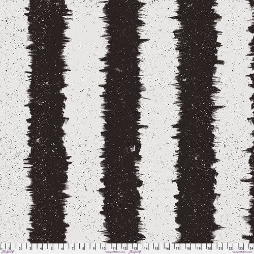Striation in Piano quilting fabric, part of the Enrapture fabric collection by Giucy Giuce (SKU: PWGG010.PIANO)