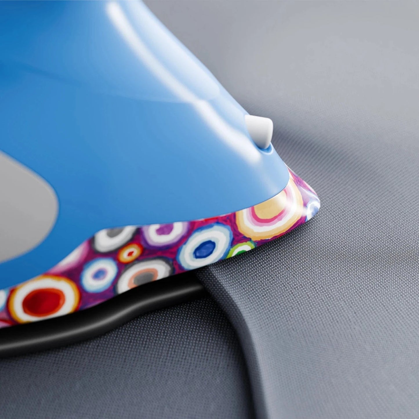 Oliso - TG1600-2-KAFFE Pro Plus - Smart Iron