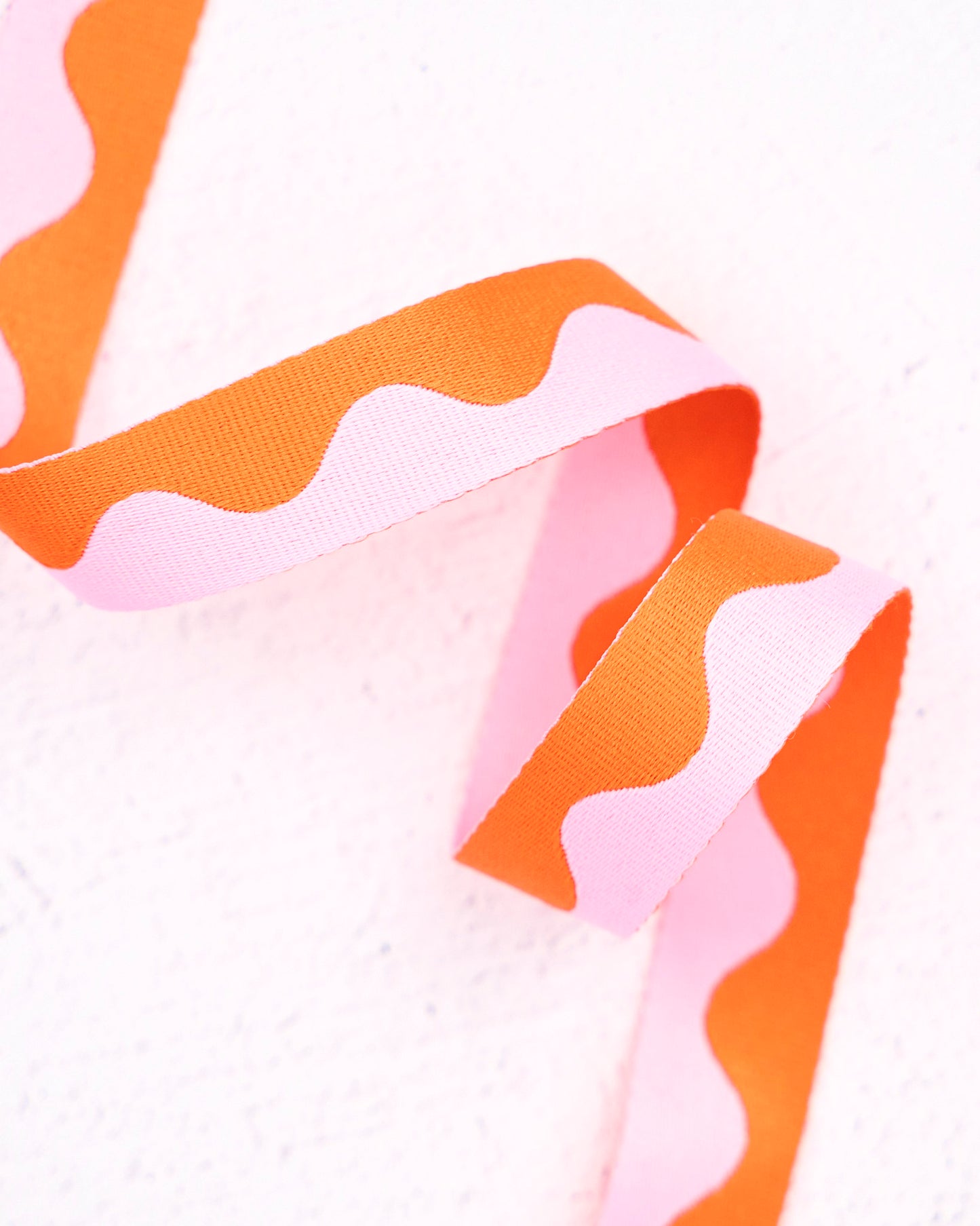 Wavy Webbing in Grapefruit - 1" width - by Renaissance Ribbons - 3 YD PACK