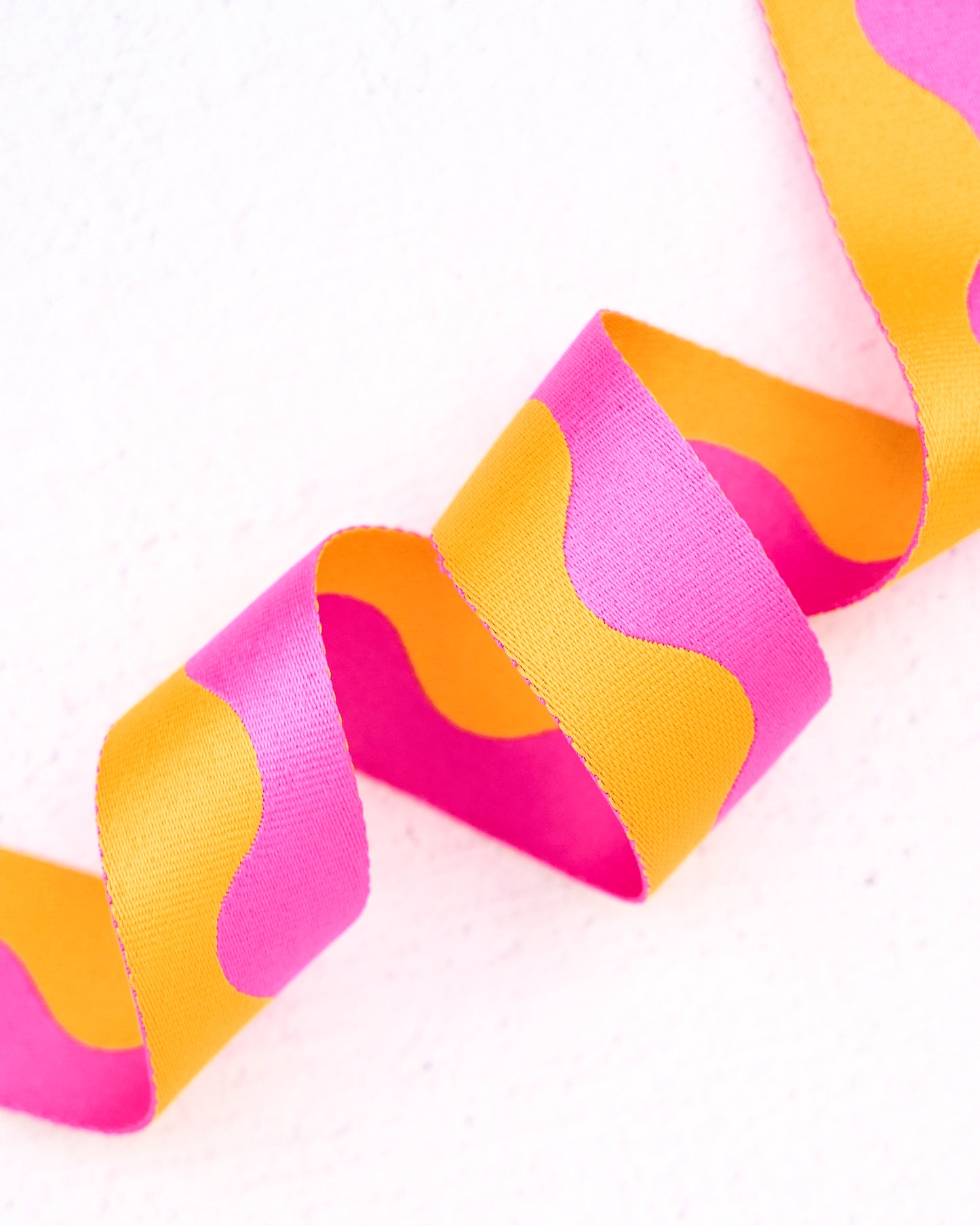 Wavy Webbing in Pink Lemonade - 1-1/2" width - by Renaissance Ribbons - 3 YD PACK