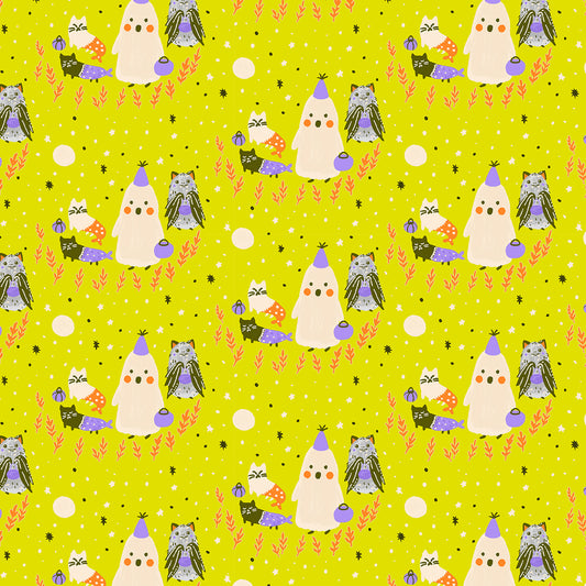 Pattern of cartoon ghosts and cats on a yellow background