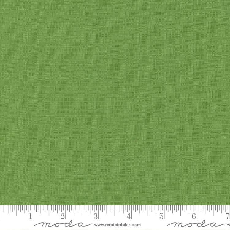 Bella Solids - Fresh Grass - 9900 228 - Half Yard