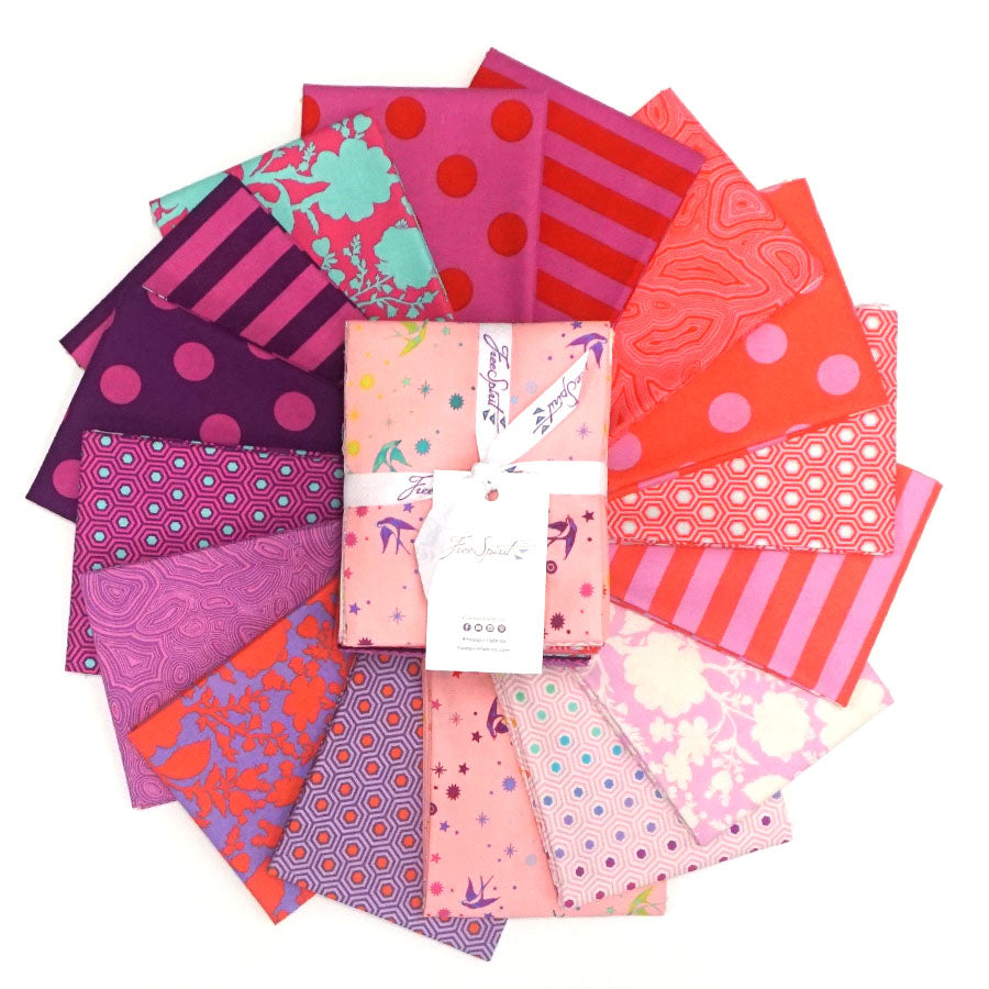 True Colors 2020 - Flamingo Fat Quarter Bundle of 16 Pieces - Tula Pink for Free Spirit - FB2FQTP.FLAMINGO