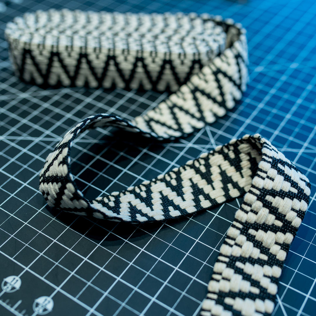 Embroidered Ribbon / Webbing - Black Zig Zag - One Yard