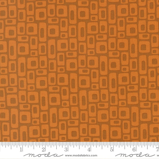 Marshmallow Rusty - Scenery by Elizabeth Hartman - Half Yard (Preorder)