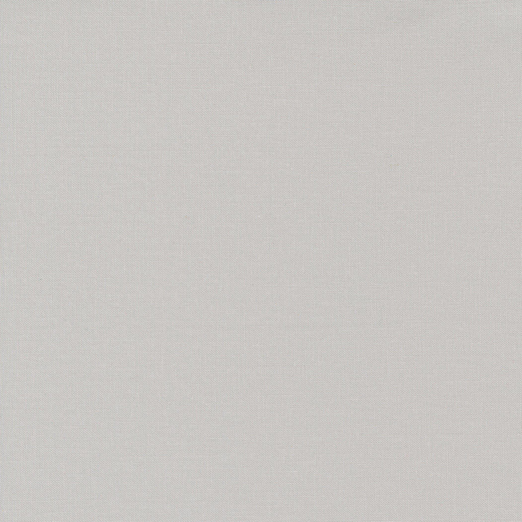 Bella Solids - Moonbeam - 9900 431 - Half Yard