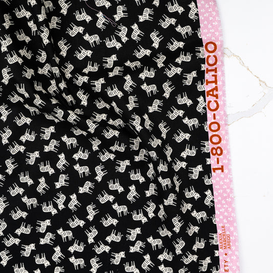1 800 Calico - Meow in Black - Alexia Abegg - RS4166 15 - Half Yard (Preorder)