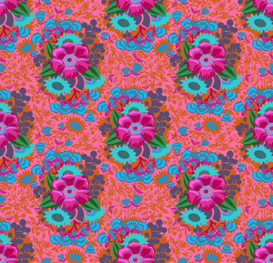 Centerpiece in Juicy quilting fabric, part of the Overdressed fabric collection by Anna Maria Textiles (SKU: AMT150-23L)