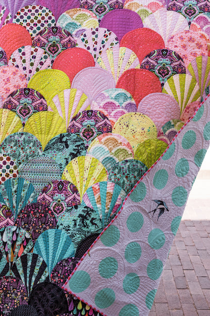 Glam Clam Quilt Kit - Prince Charming Déjà Vu by Tula Pink (Fabric Only) (Preorder)