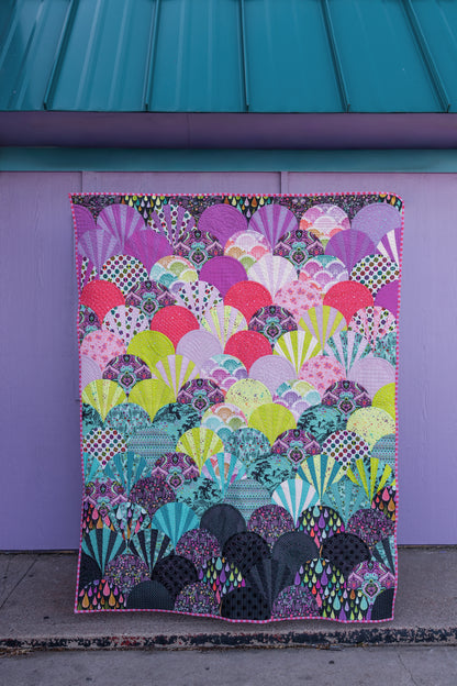 Glam Clam Quilt Kit - Prince Charming Déjà Vu by Tula Pink (Fabric Only) (Preorder)