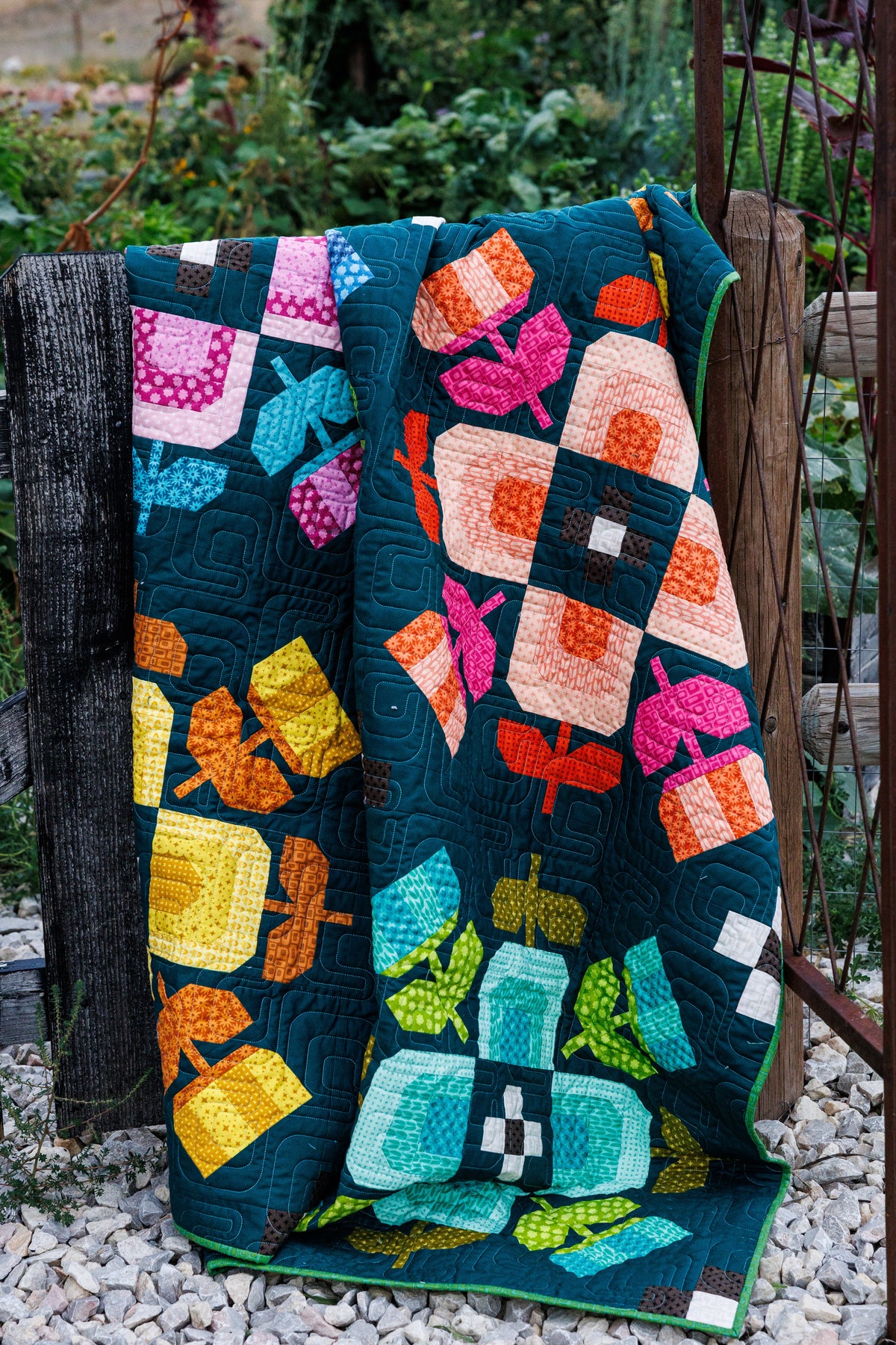Casserole Quilt Kit - Scenery by Elizabeth Hartman