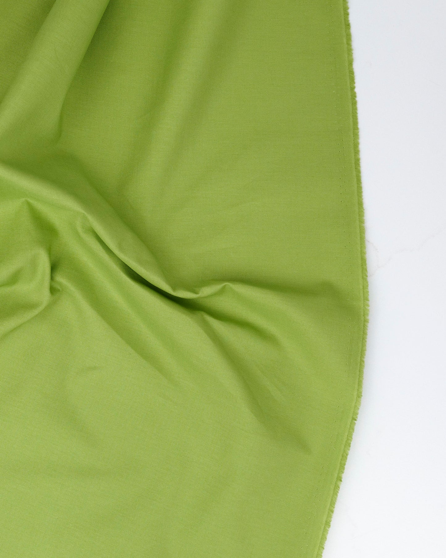 Bella Solids - Leaf - 9900 192 - Half Yard