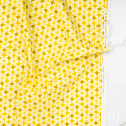 Popcorn Ribbon Stars in Sunshine - by Elizabeth Hartman for Moda (Preorder)