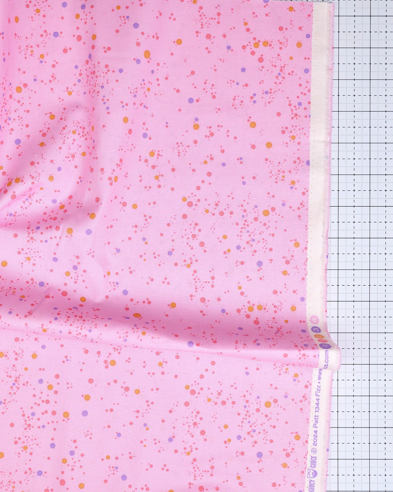 Fizz - Strawberry - Giucy Giuce - A-1344-E - Half Yard – Pink Door Fabrics