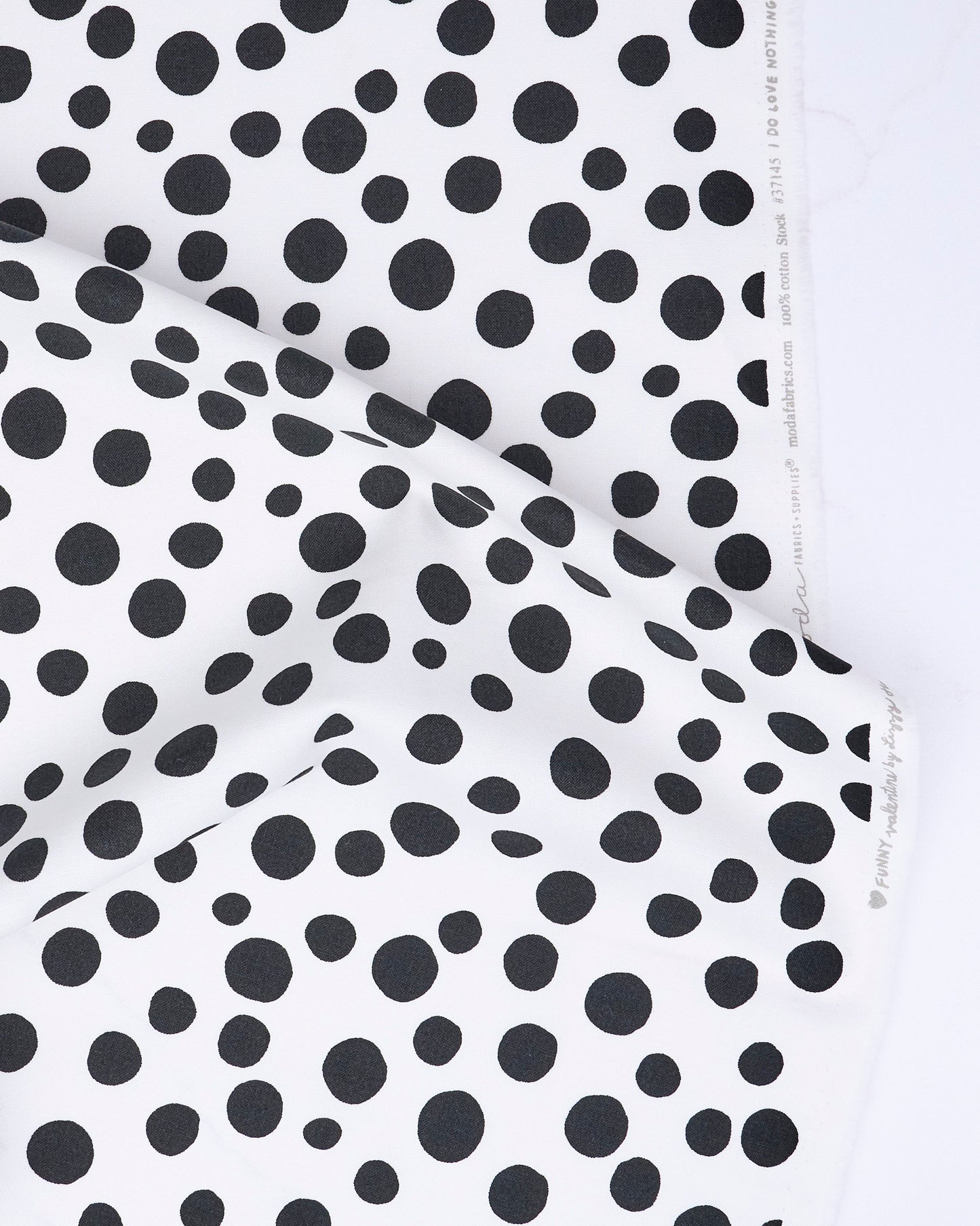 Big Dot in Champagne - Funny Valentine by Lizzy House - Half Yard Fabric