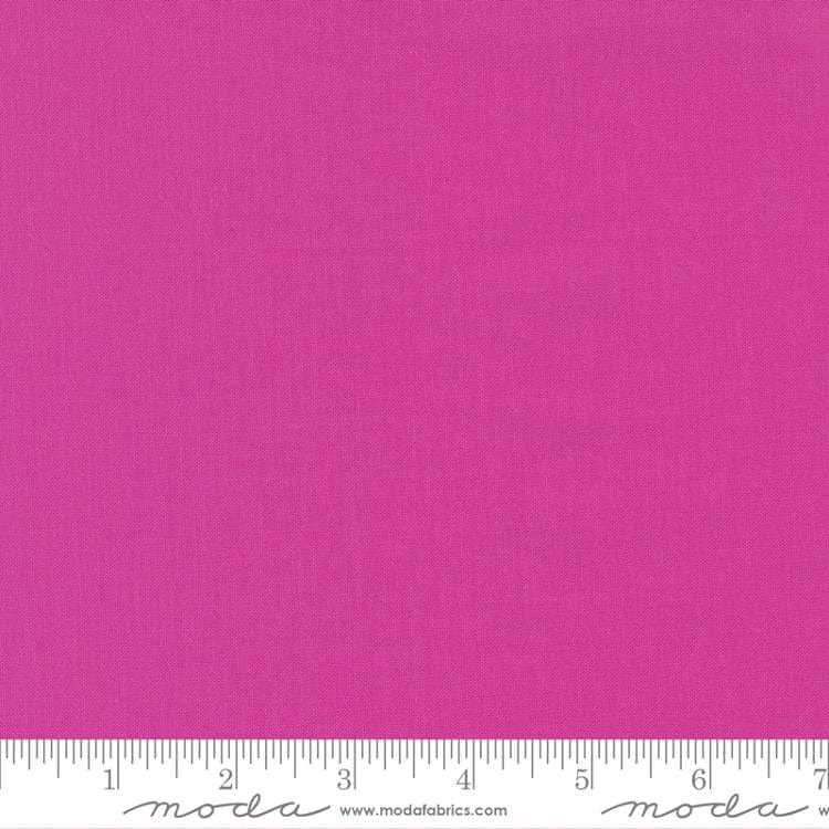 Bella Solids - Petunia - 9900 301 - Half Yard