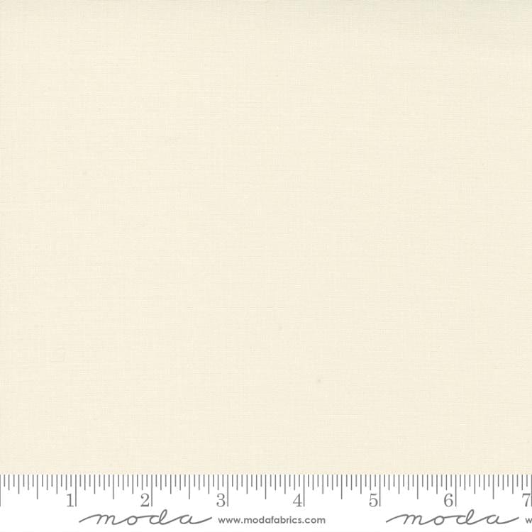 Bella Solids - Ivory - 9900 60 - Half Yard