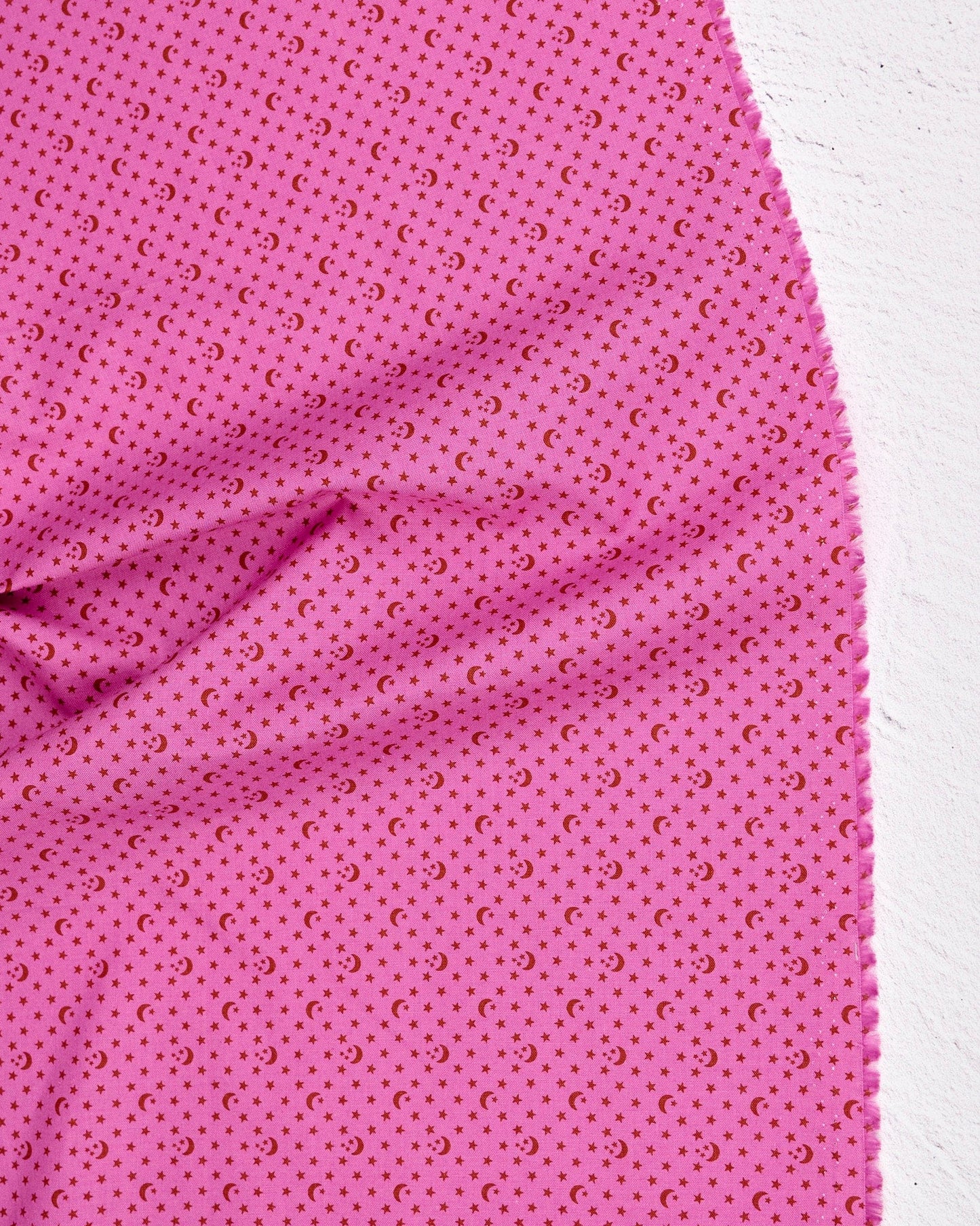 Ooh Lucky Lucky - Moon and Stars in Heliotrope - Alexia Abegg - RS4118 18 - Half Yard