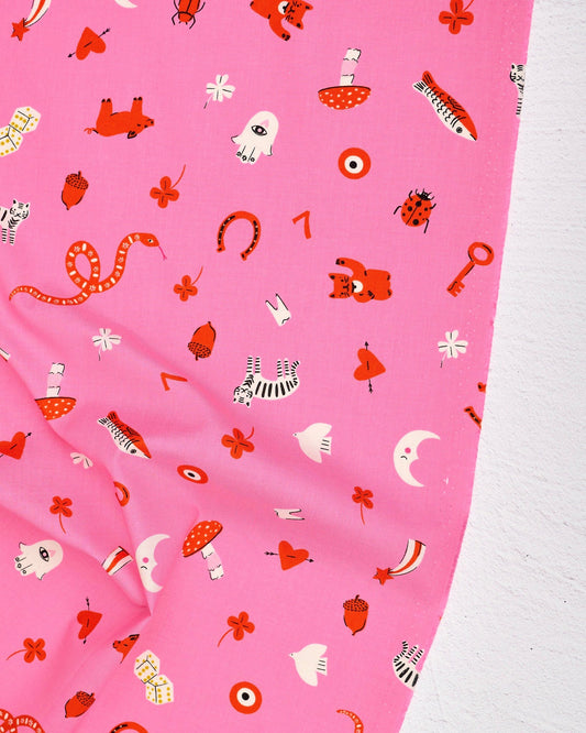 Ooh Lucky Lucky - Good Luck in Lucky Pink - Alexia Abegg - RS4113 13 - Half Yard