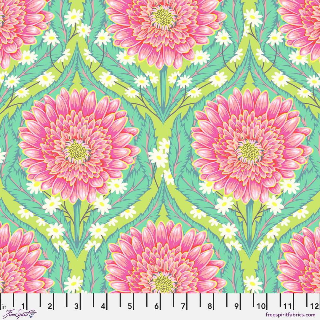 Untamed - Daisy and Confused in Moonbeam - Tula Pink - PWTP236.MOONBEAM - Half Yard