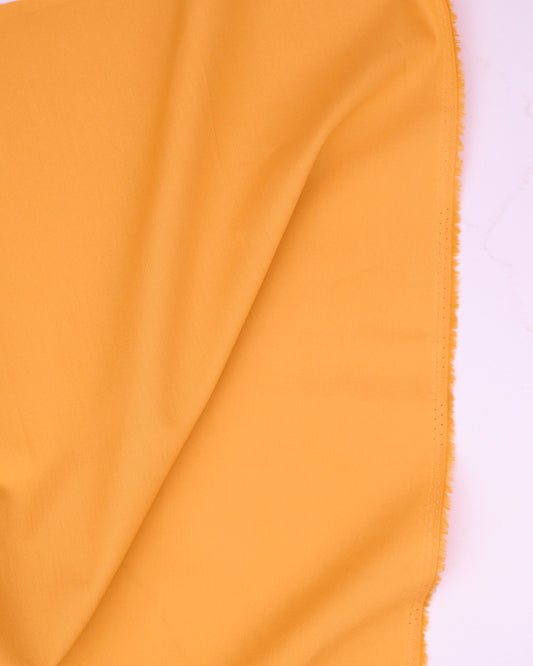 Signature Pure Solids - Queen Bee - Art Gallery - PES906 - Half Yard