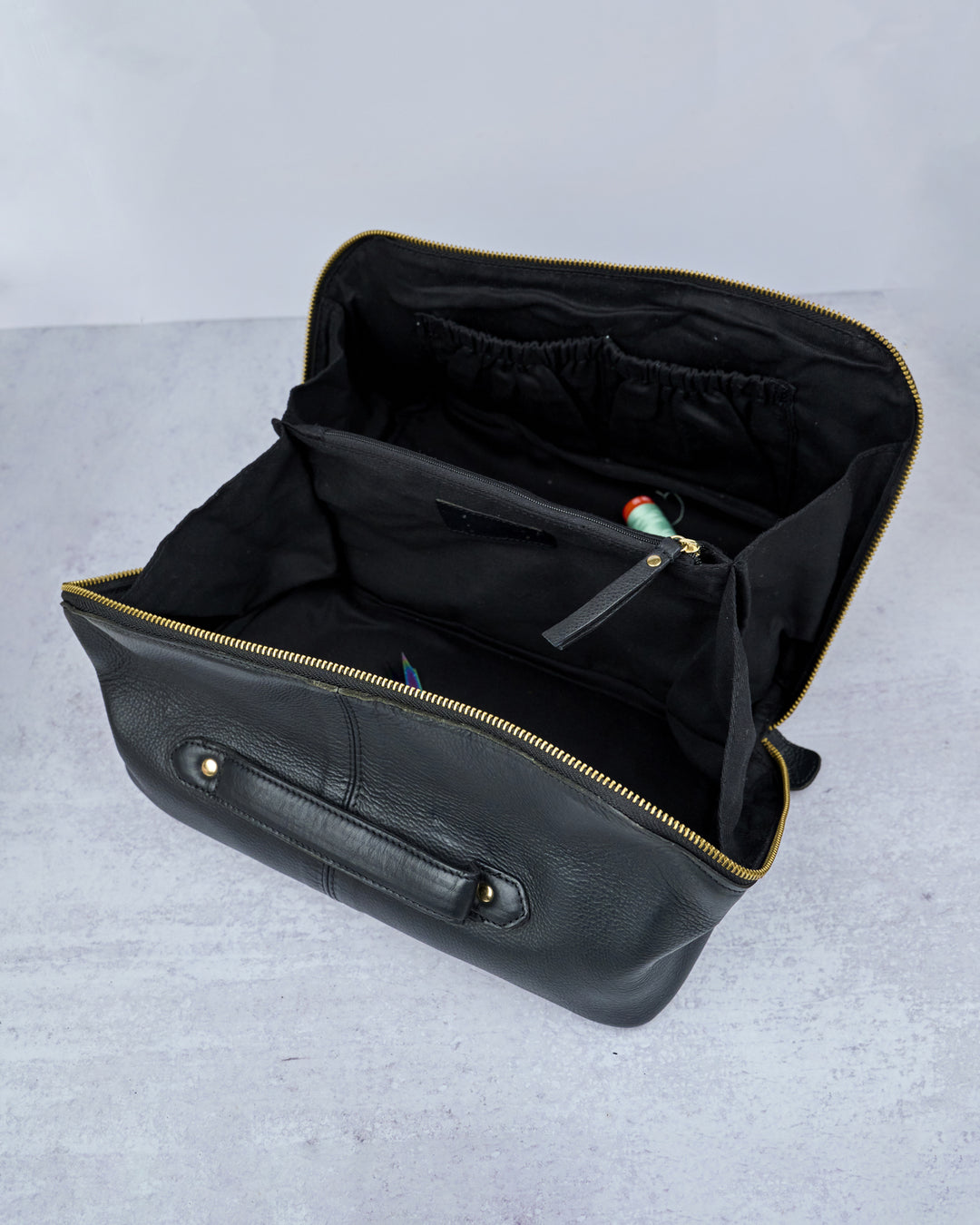 Project 10: Leather Bag - Extra Large