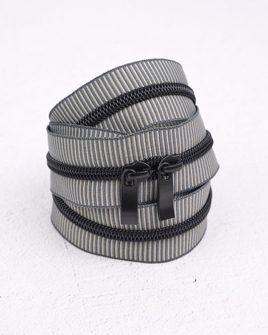 40" Handbag Zipper - Zebra - Renaissance Ribbons