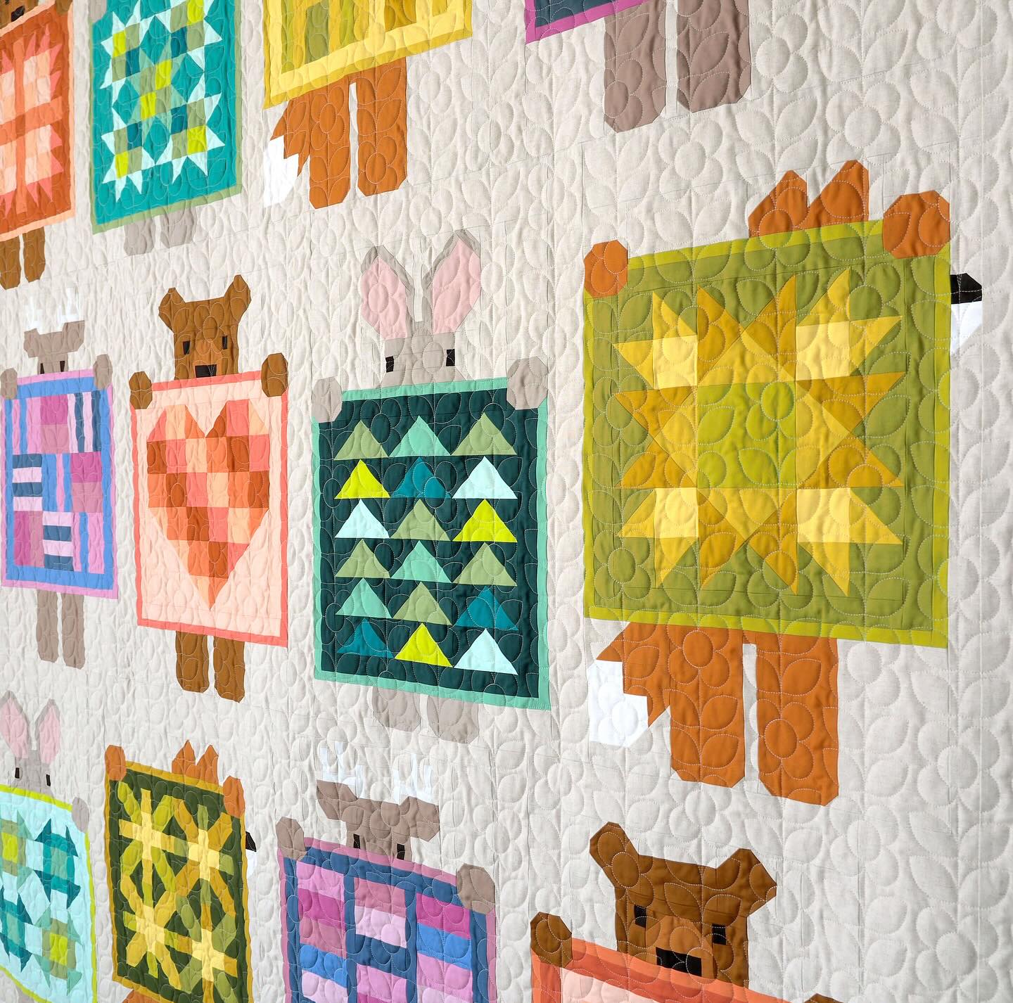Show and Tell Quilt Kit - Bella Solids by Elizabeth Hartman (Preorder)