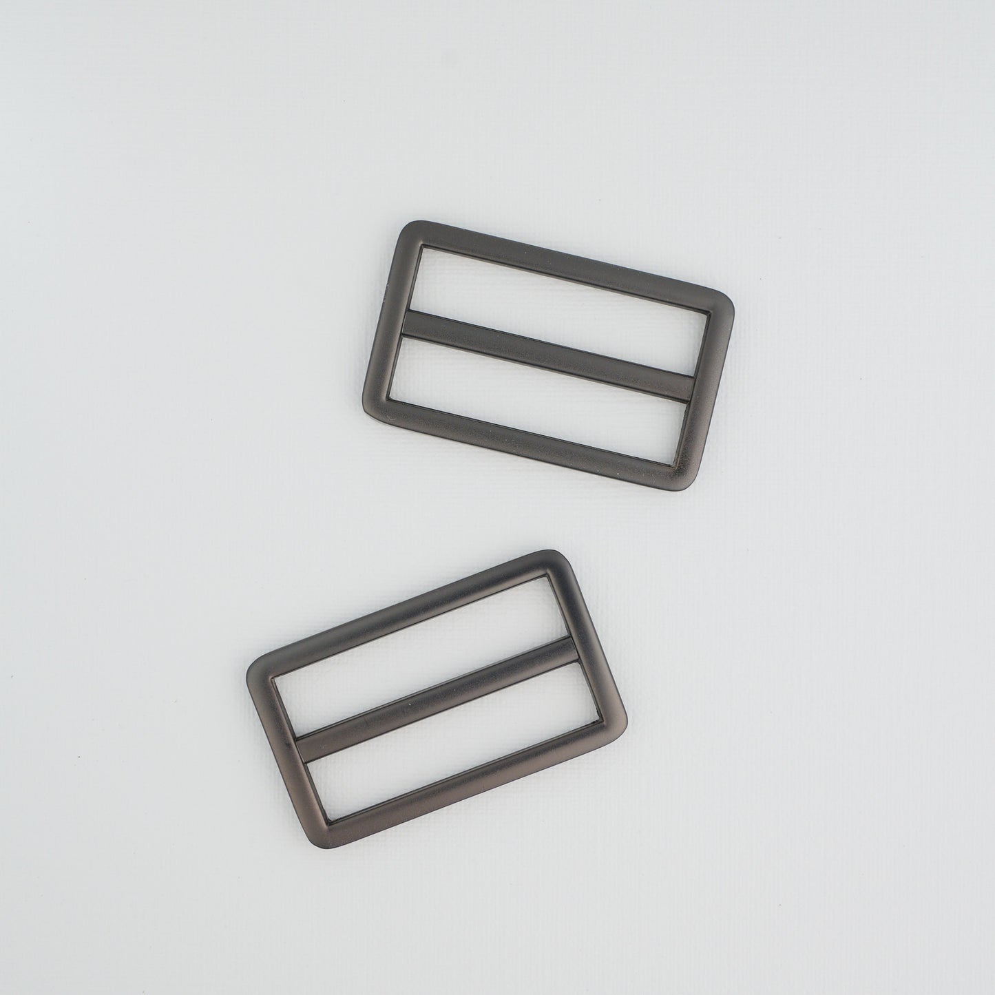 Pink Door Hardware - 1-1/2" Slider - Gunmetal - 2 per pkg. - GM15SL