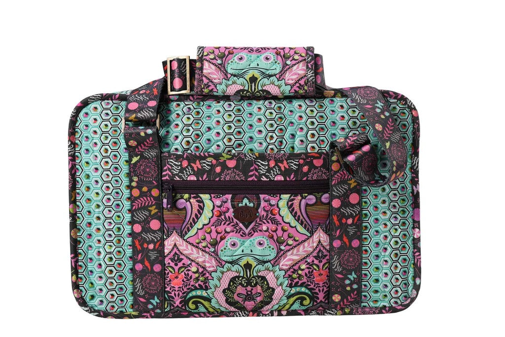 Stitcher's Suitcase - Patterns by Annie - Paper Pattern - PBA319