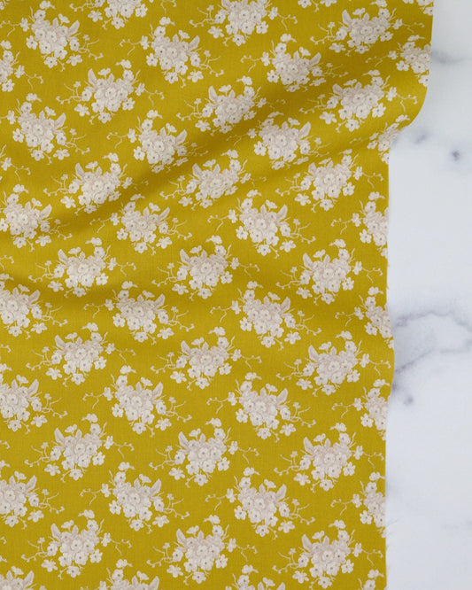Sunday Brunch - White Flower Sour Yellow - Tilda Fabrics - TIL100590 - Half Yard