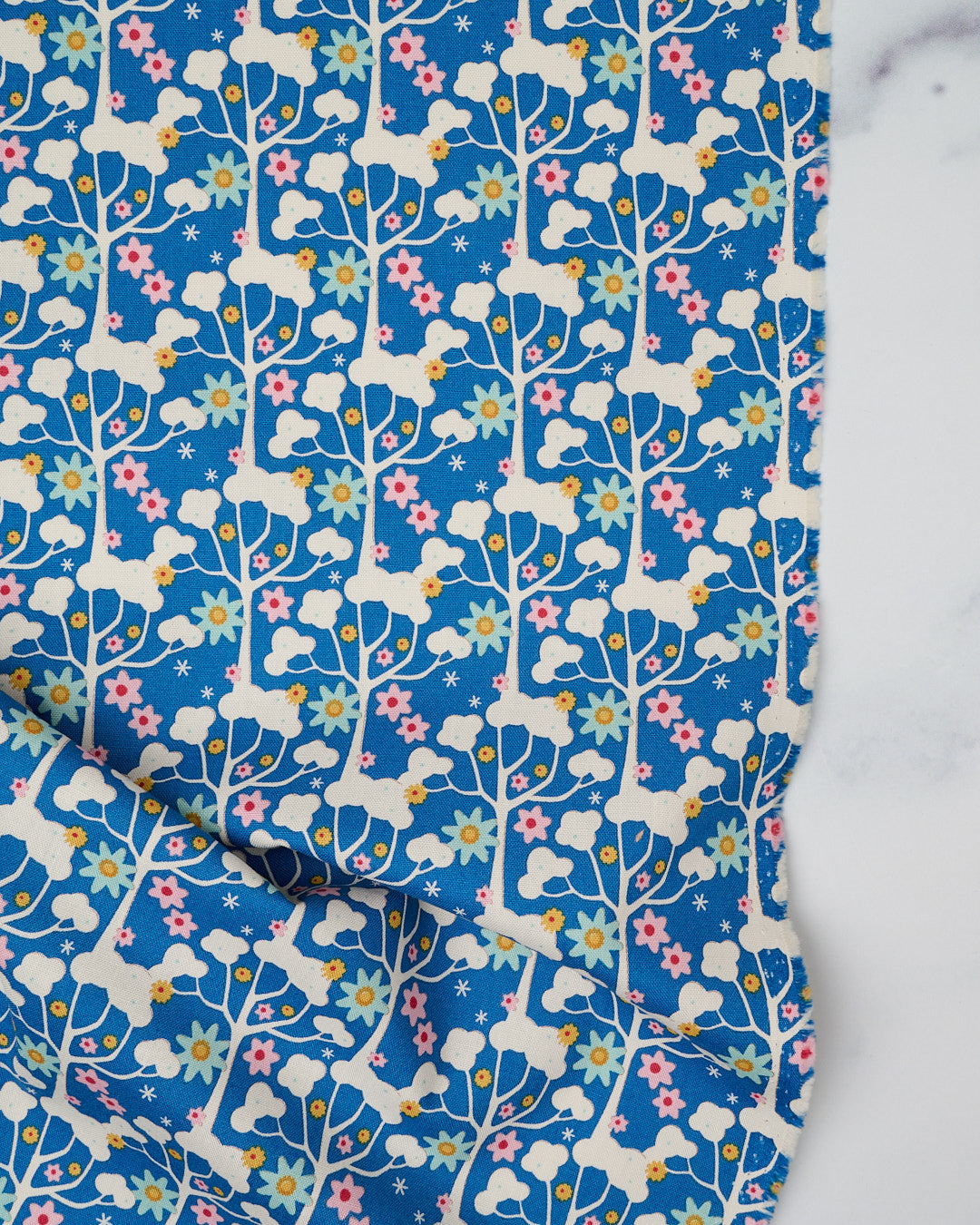 Jubilee - Wildgarden in Blue - 100552 - Half Yard