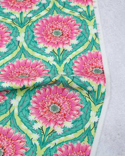 Cotton quilting fabric pattern called 'Daisy and Confused in Moonbeam'. Part of the 'Untamed' fabric collection. Designed by Tula Pink for fabric company Free Spirit Fabrics. SKU: PWTP236.MOONBEAM. 44-45 inch width.