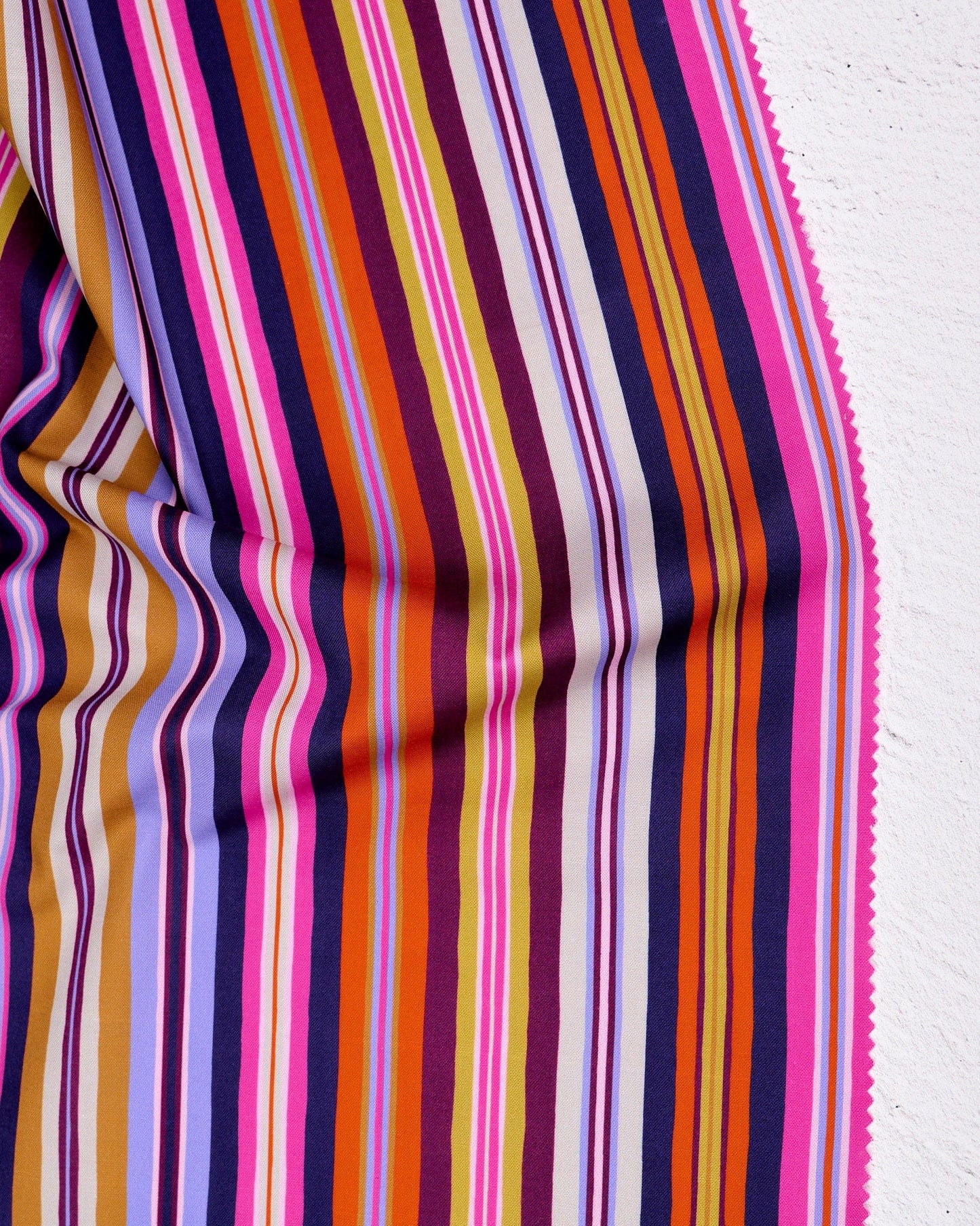 Wandering Eye - Stripe in Warm - Kathy Doughty - 91069-28 - Half Yard