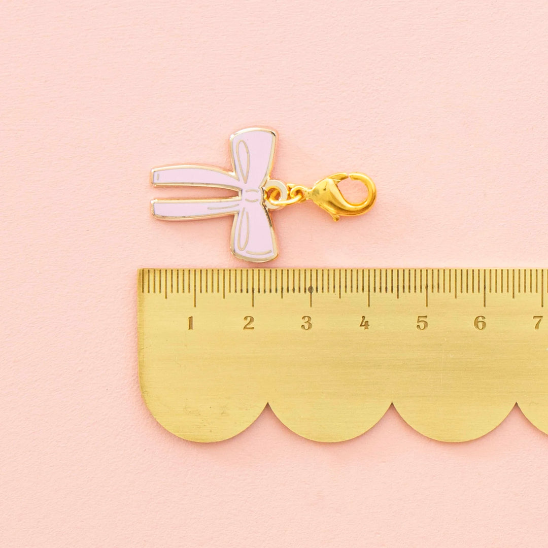 Sarah Hearts - Pink Bow Zipper Charm - ZC09