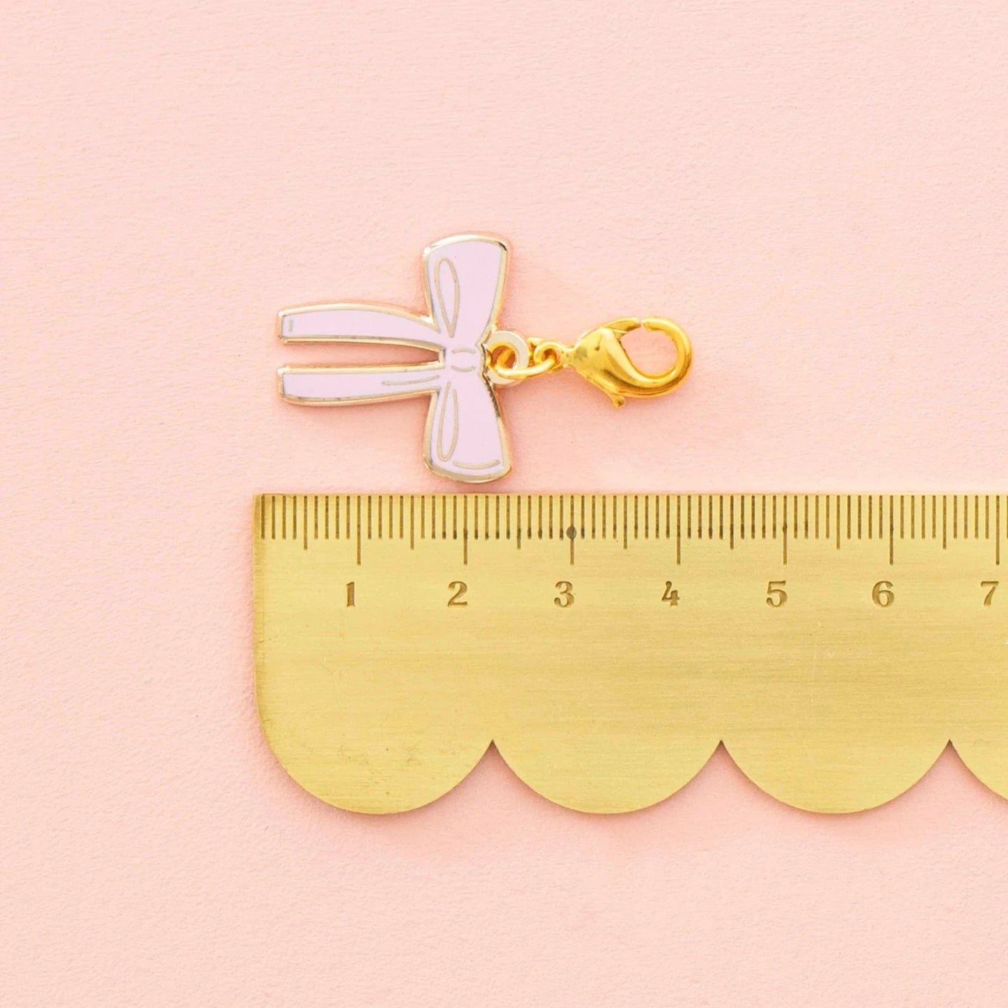 Sarah Hearts - Pink Bow Zipper Charm - ZC09