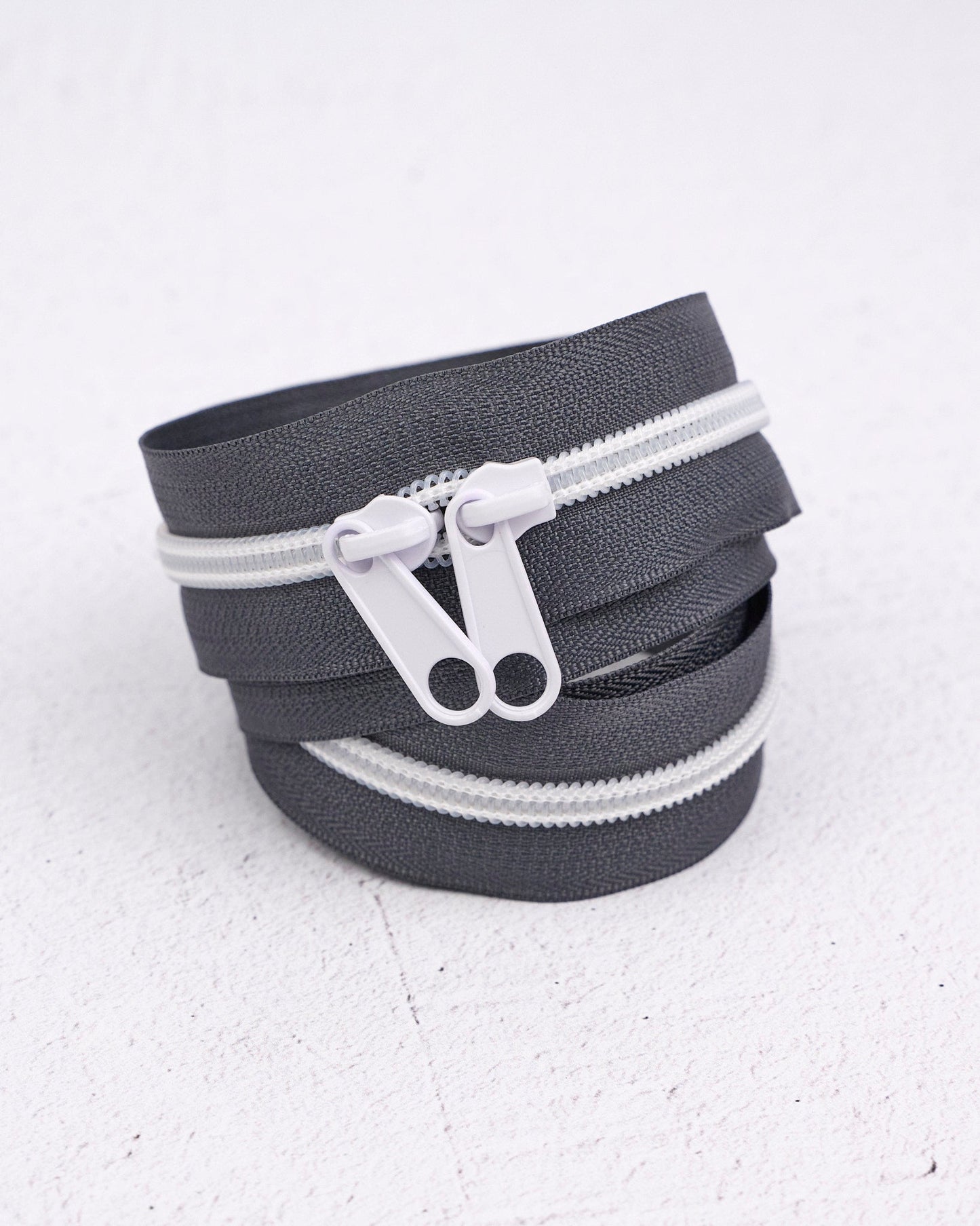 Ash - Handbag Zipper - Renaissance Ribbons