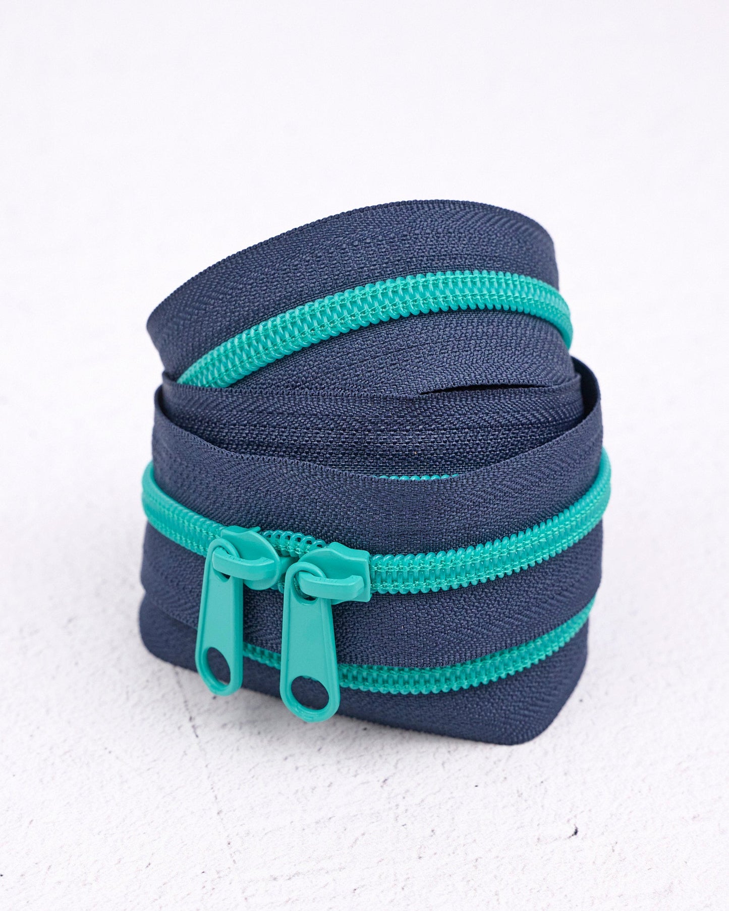 Blueberry Breeze - Handbag Zipper - Renaissance Ribbons
