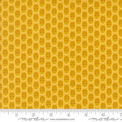 Popcorn Little Bugs in Lemon - by Elizabeth Hartman for Moda (Preorder)