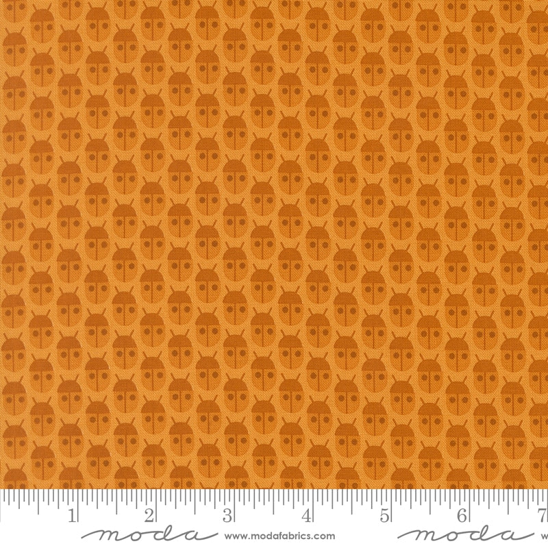 Popcorn Little Bugs in Spice - by Elizabeth Hartman for Moda (Preorder)