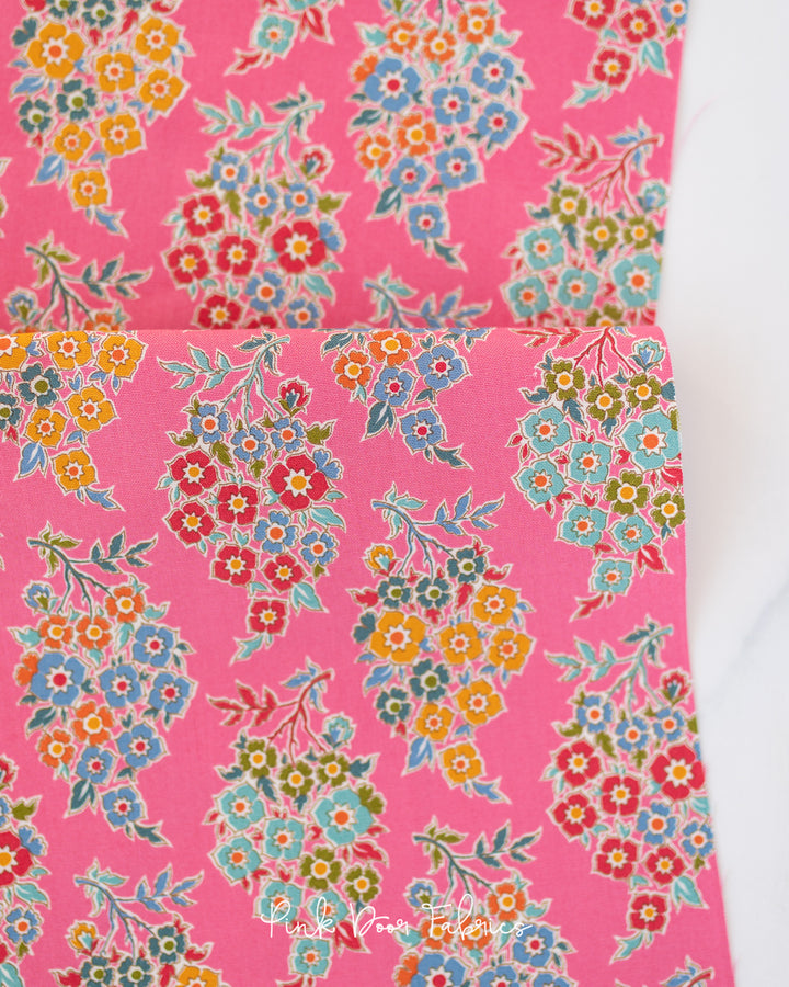 Pie in the Sky - Willy Nilly in Pink - 100494 - Half Yard