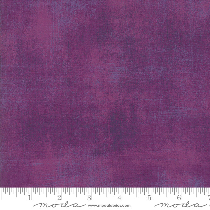 Cotton quilting fabric pattern called 'Grunge in Zoe'. Part of the 'Grunge Basics' fabric collection. Designed by Basic Grey for fabric company Moda Fabrics. SKU: 30150 477. 44-45 inch width.