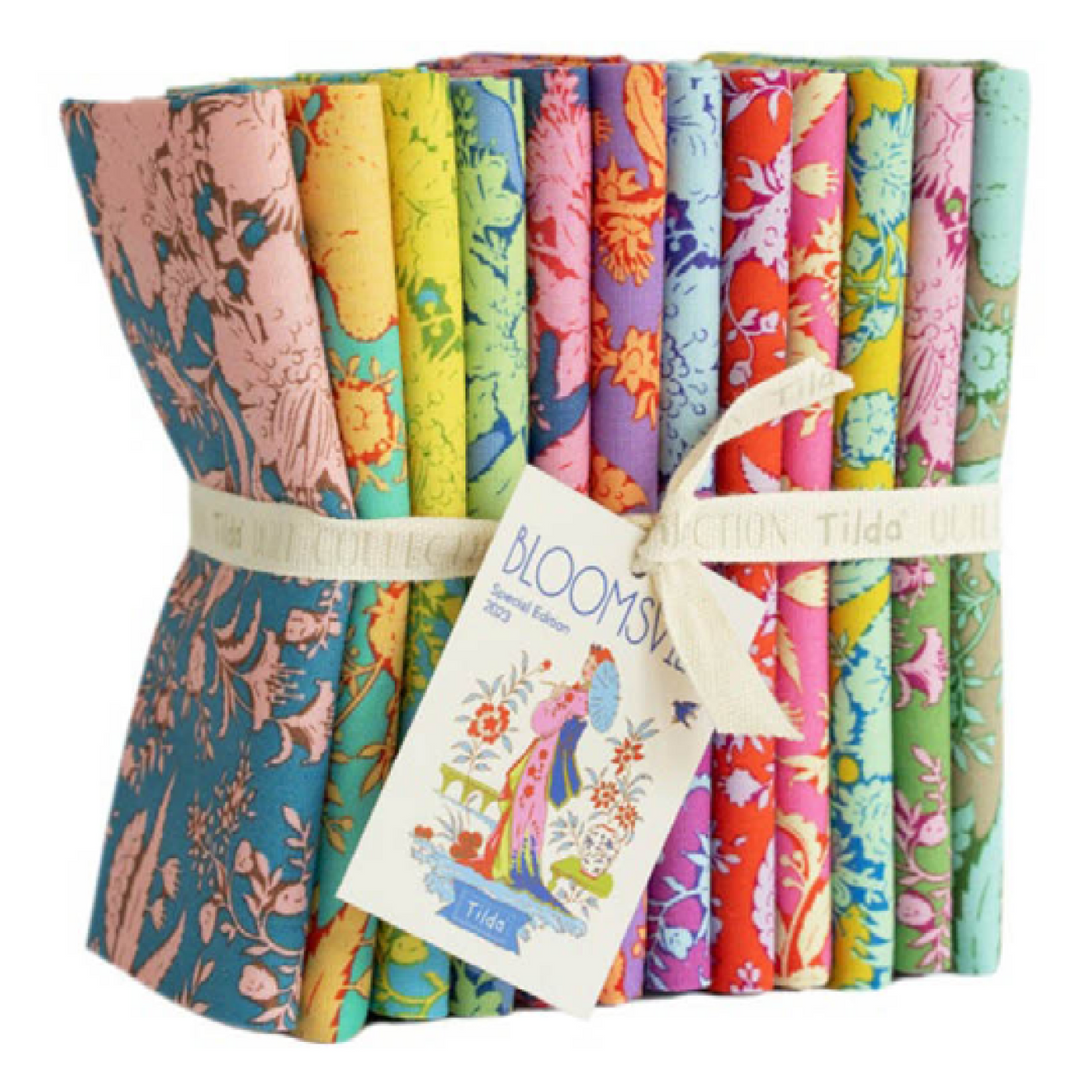 Bloomsville - Abloom Fat Quarter Bundle - TIL300163
