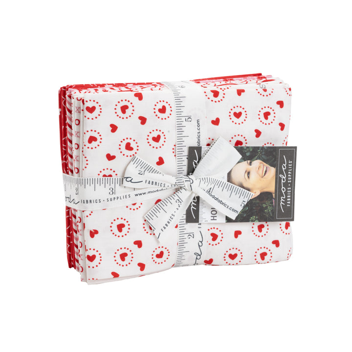 Holiday Essentials Love - Fat Quarter Bundle - Stacey Iest Hsu for Moda - 20750AB